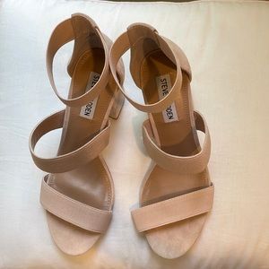 NWT Steve Madden - Light Pink Chunky Heels